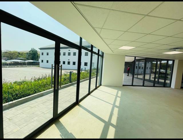 1,200M² OFFICE TO LET IN VORNA VALLEY